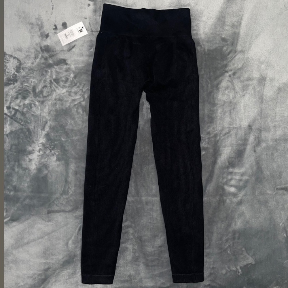 NWT Fashion Nova Active leggings